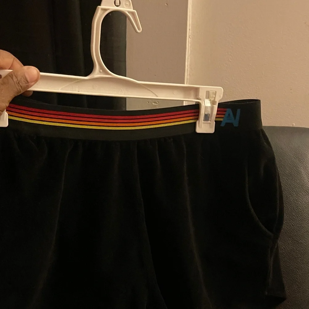 Aviator Nation Black Velour Athletic logo Stripe Lounger Shorts Size XL NWOT